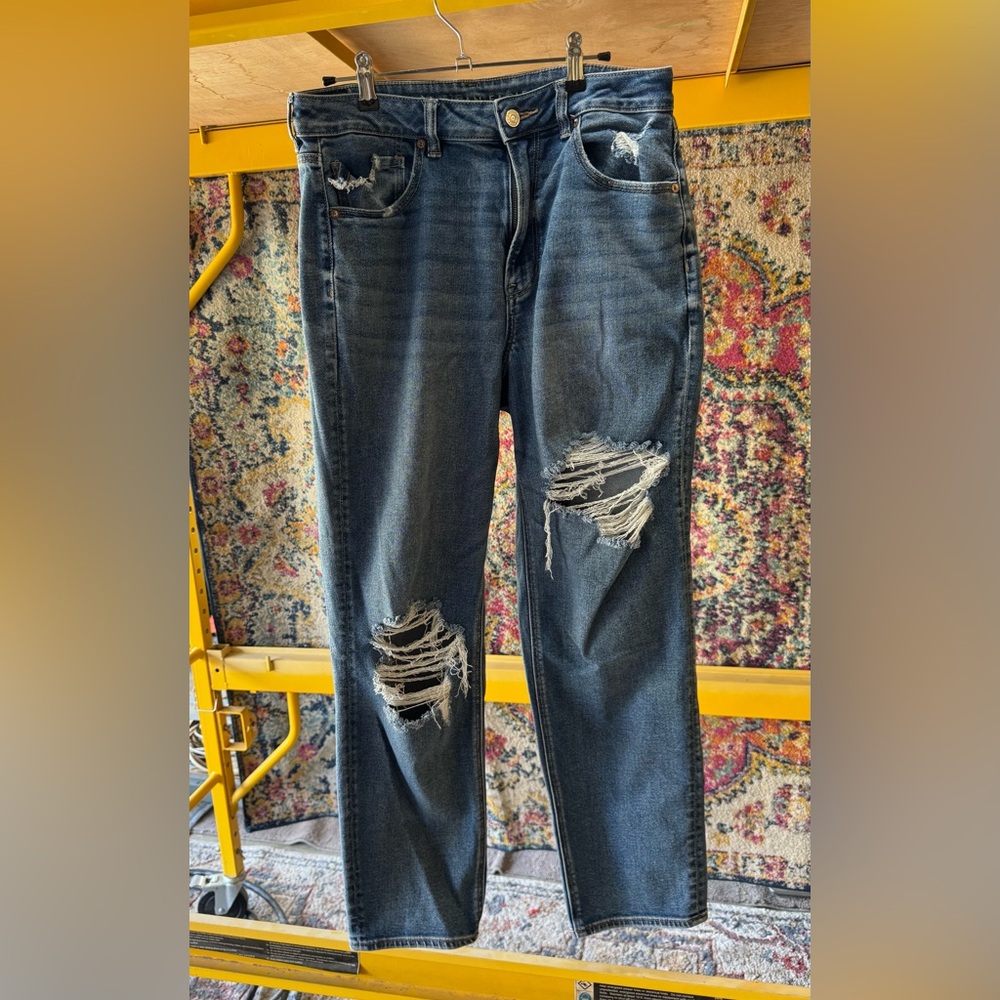 Women’s American Eagle, Stretch Mom Distressed Blue Jeans, size 12 long.